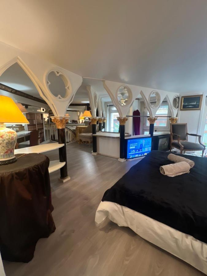 Av Montaigne Champs Elysee Παρίσι Εξωτερικό φωτογραφία