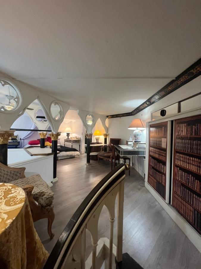 Av Montaigne Champs Elysee Παρίσι Εξωτερικό φωτογραφία